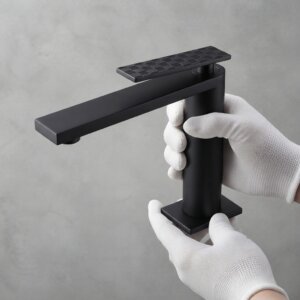 black faucet_302101 98